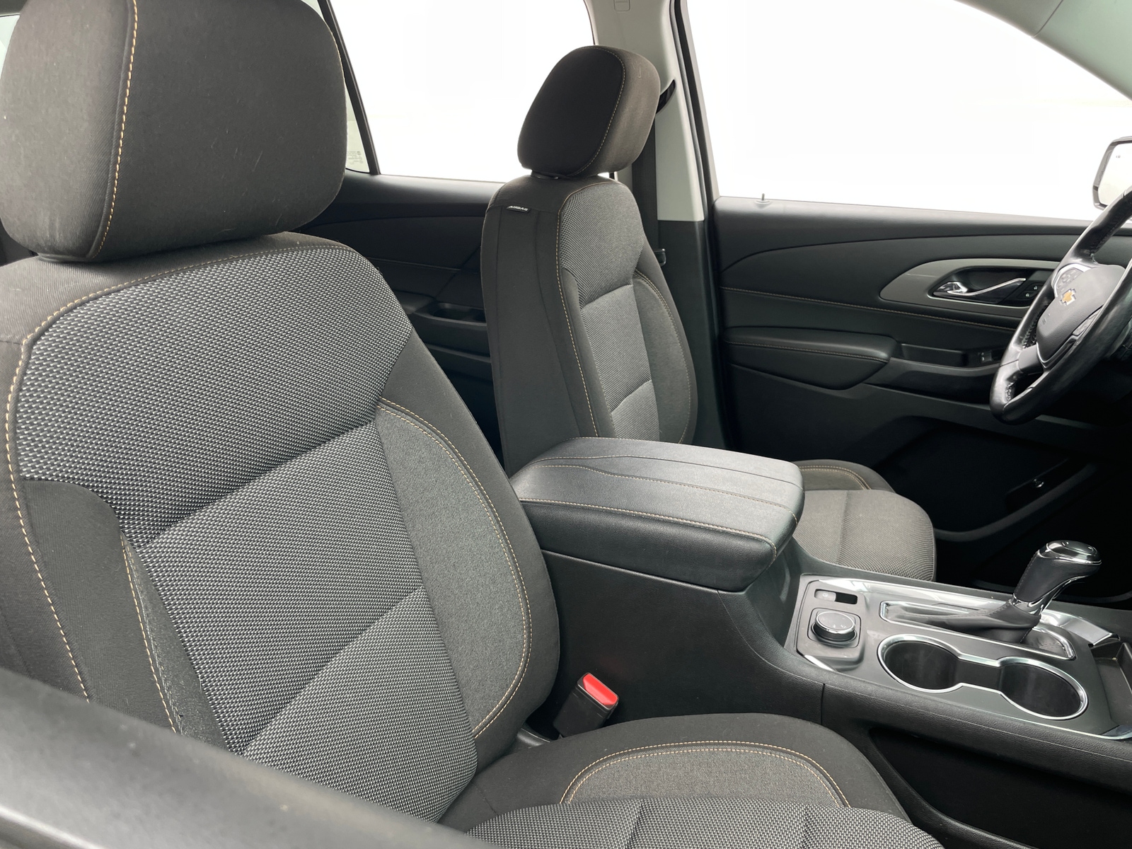 Thumbnail: 2020 Chevrolet Traverse - 2