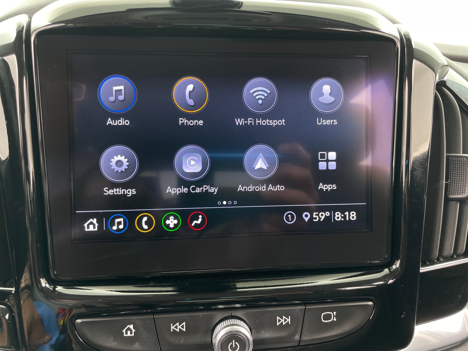 Thumbnail: 2020 Chevrolet Traverse - 4