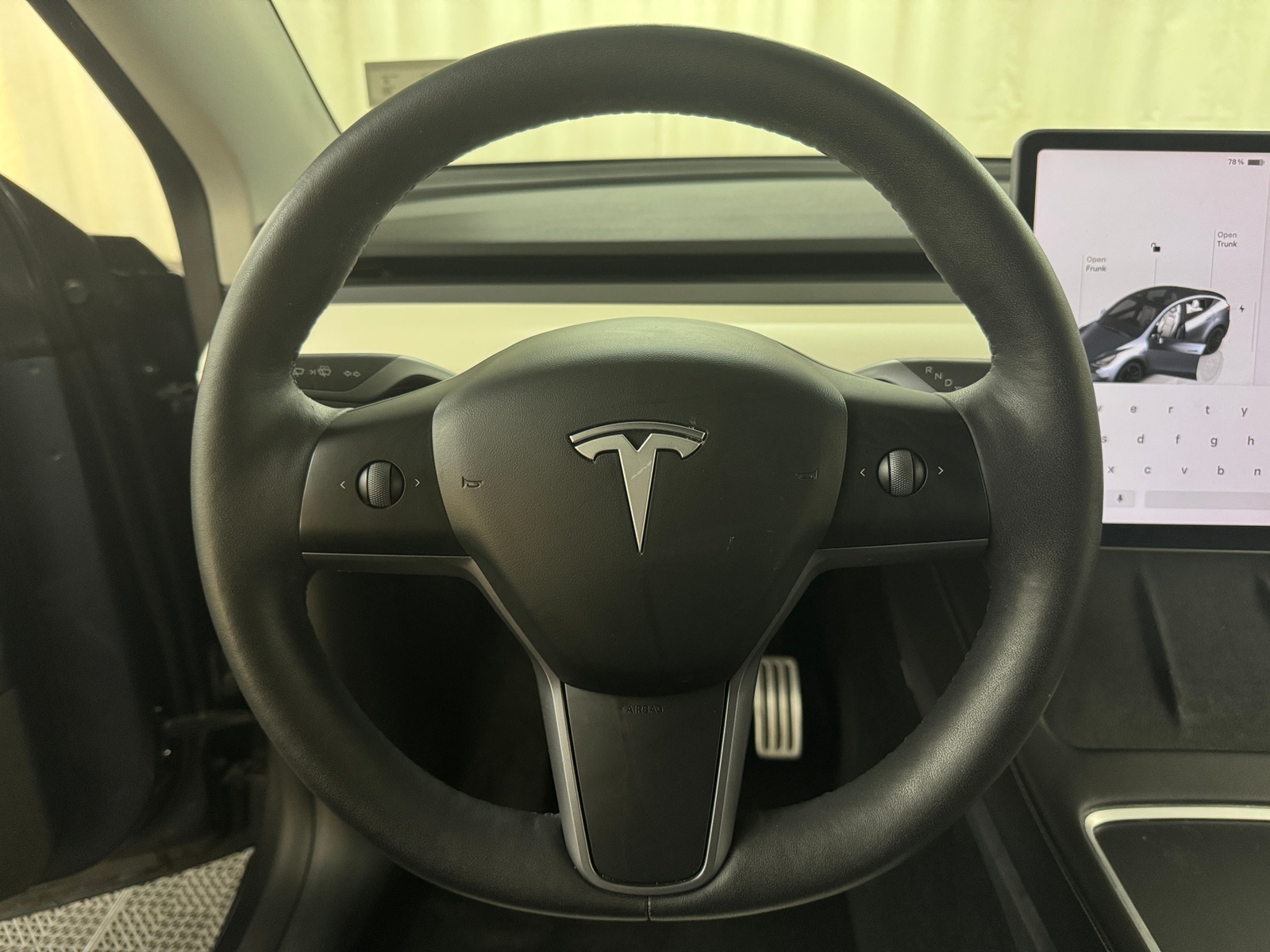 Thumbnail: 2023 Tesla Model Y - 4