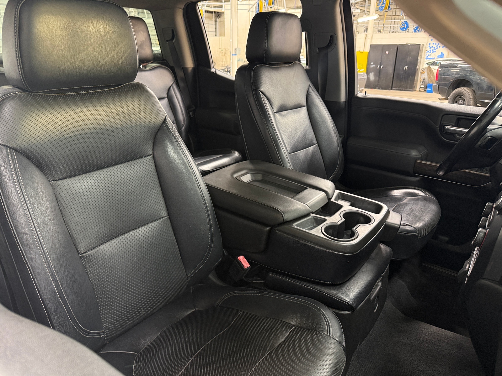 Thumbnail: 2019 Chevrolet Silverado 1500 - 2