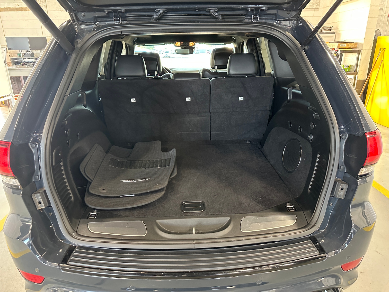 Thumbnail: 2018 Jeep Grand Cherokee - 7