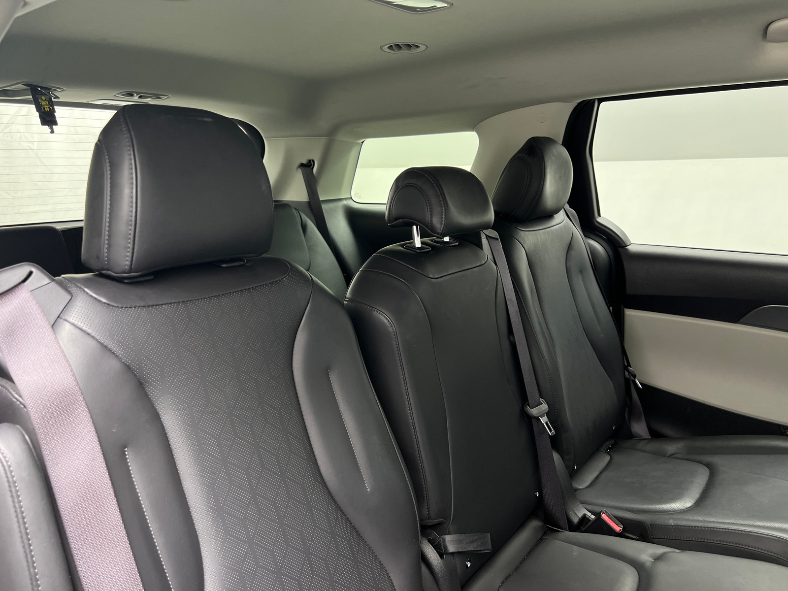 Thumbnail: 2024 Kia Carnival - 5