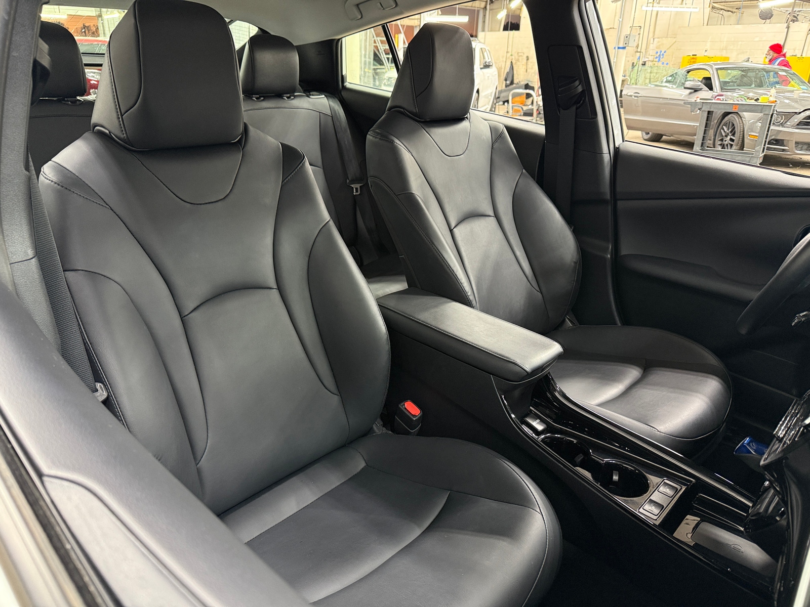 Thumbnail: 2022 Toyota Prius - 2