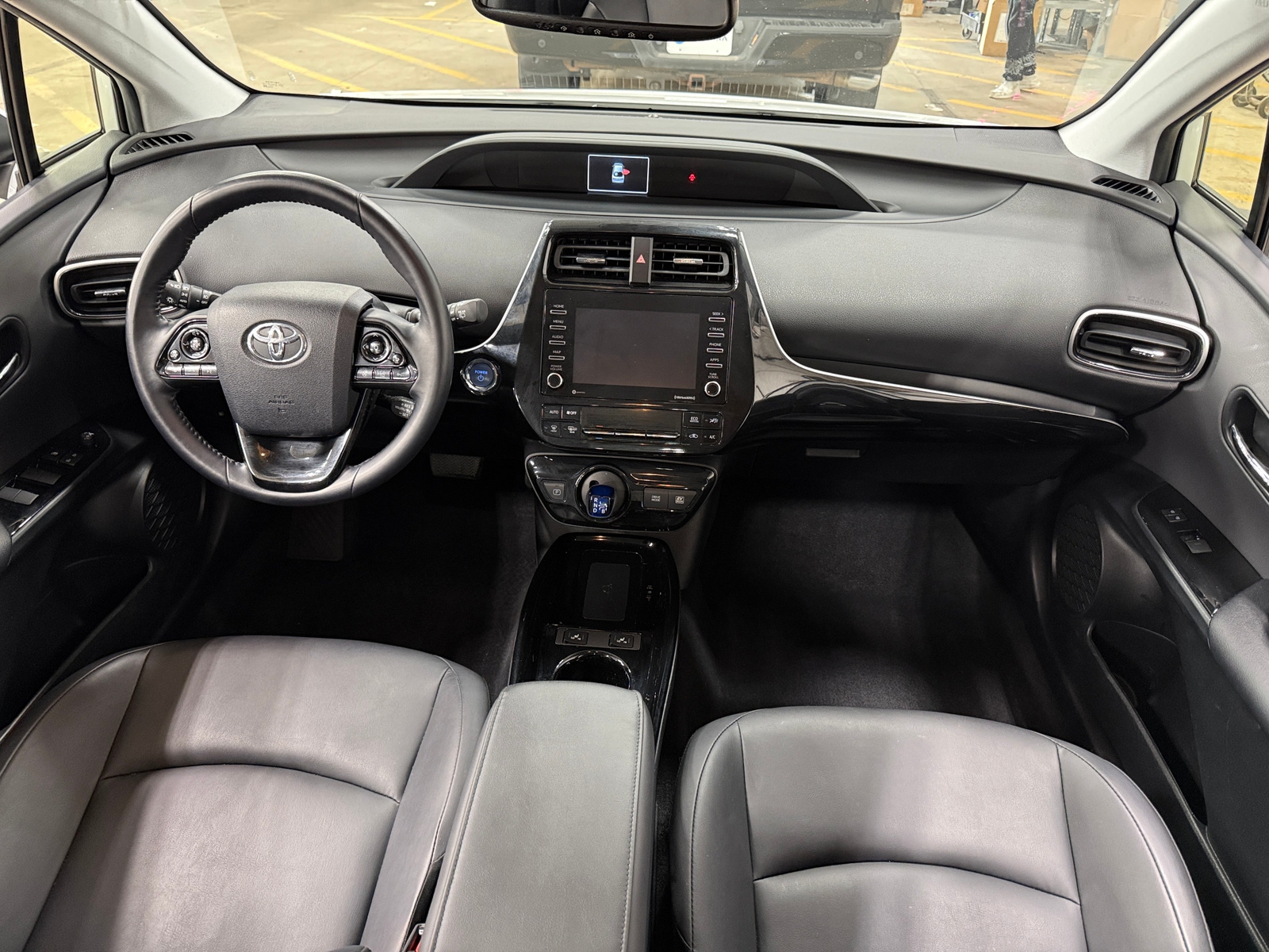 Thumbnail: 2022 Toyota Prius - 3