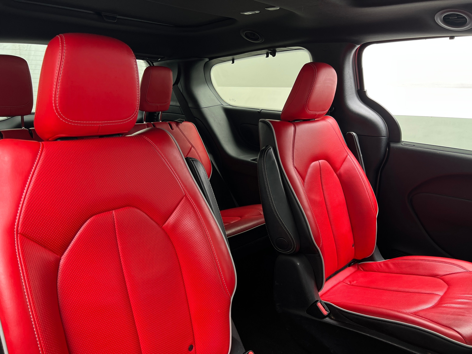 Thumbnail: 2020 Chrysler Pacifica - 5