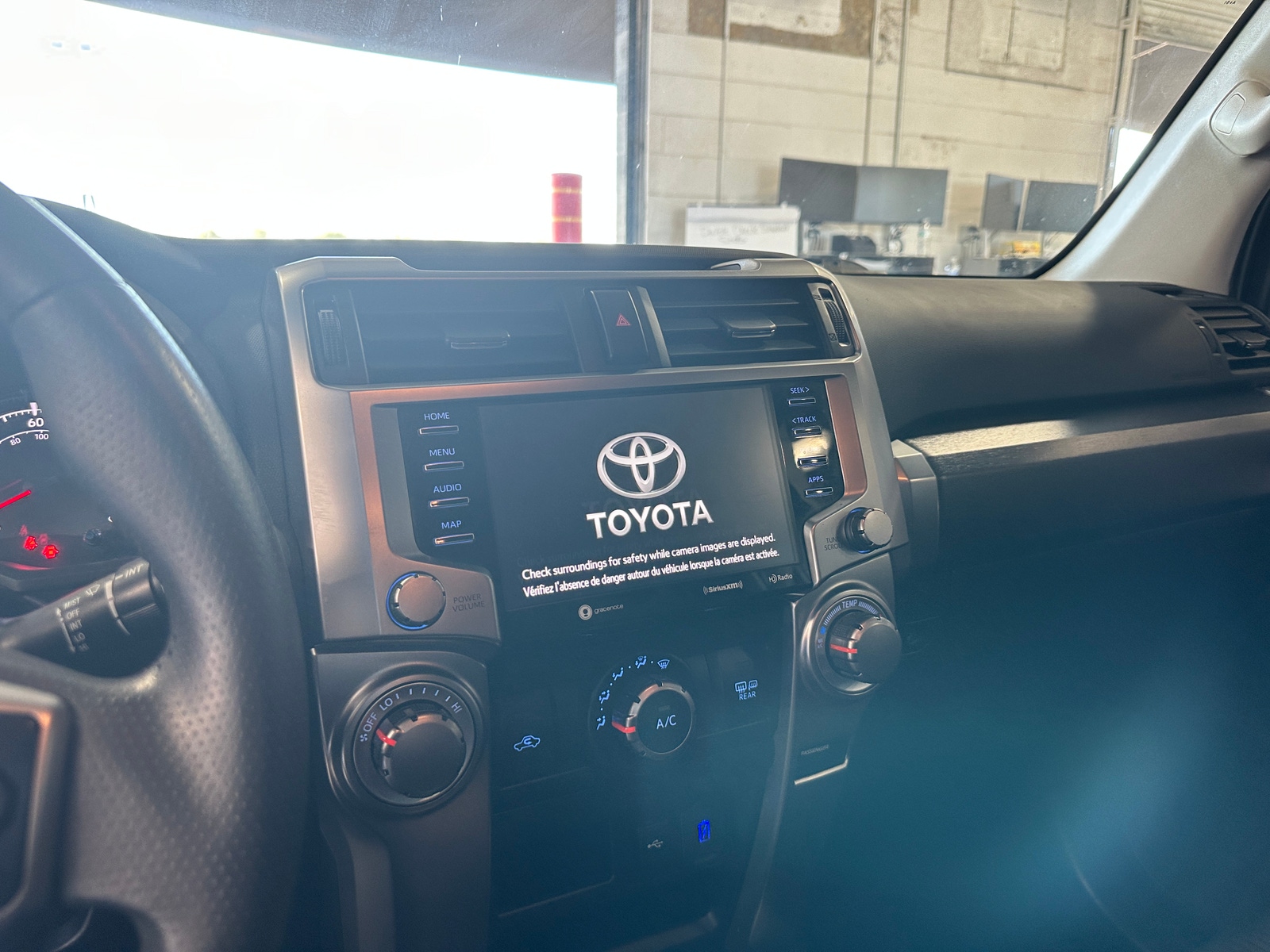 Thumbnail: 2022 Toyota 4Runner - 4