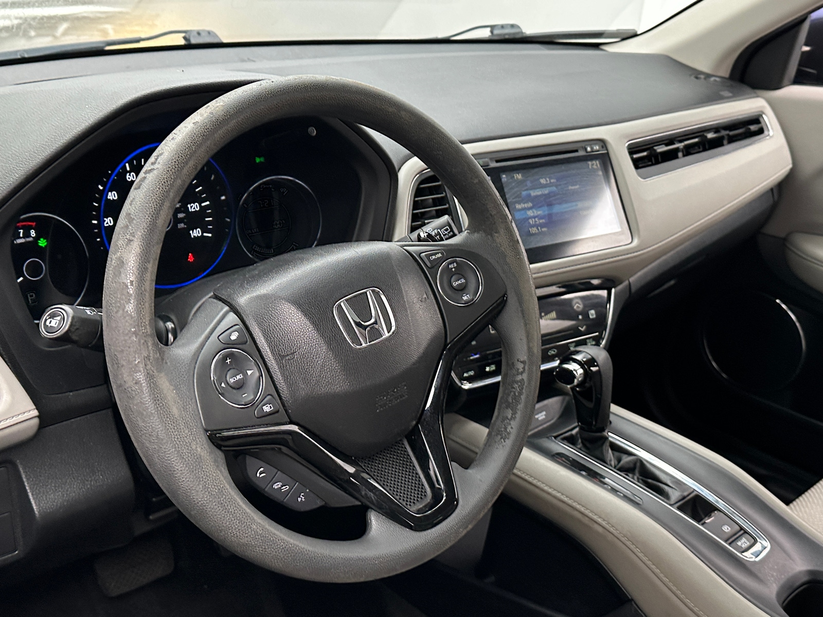 Thumbnail: 2016 Honda HR-V - 5