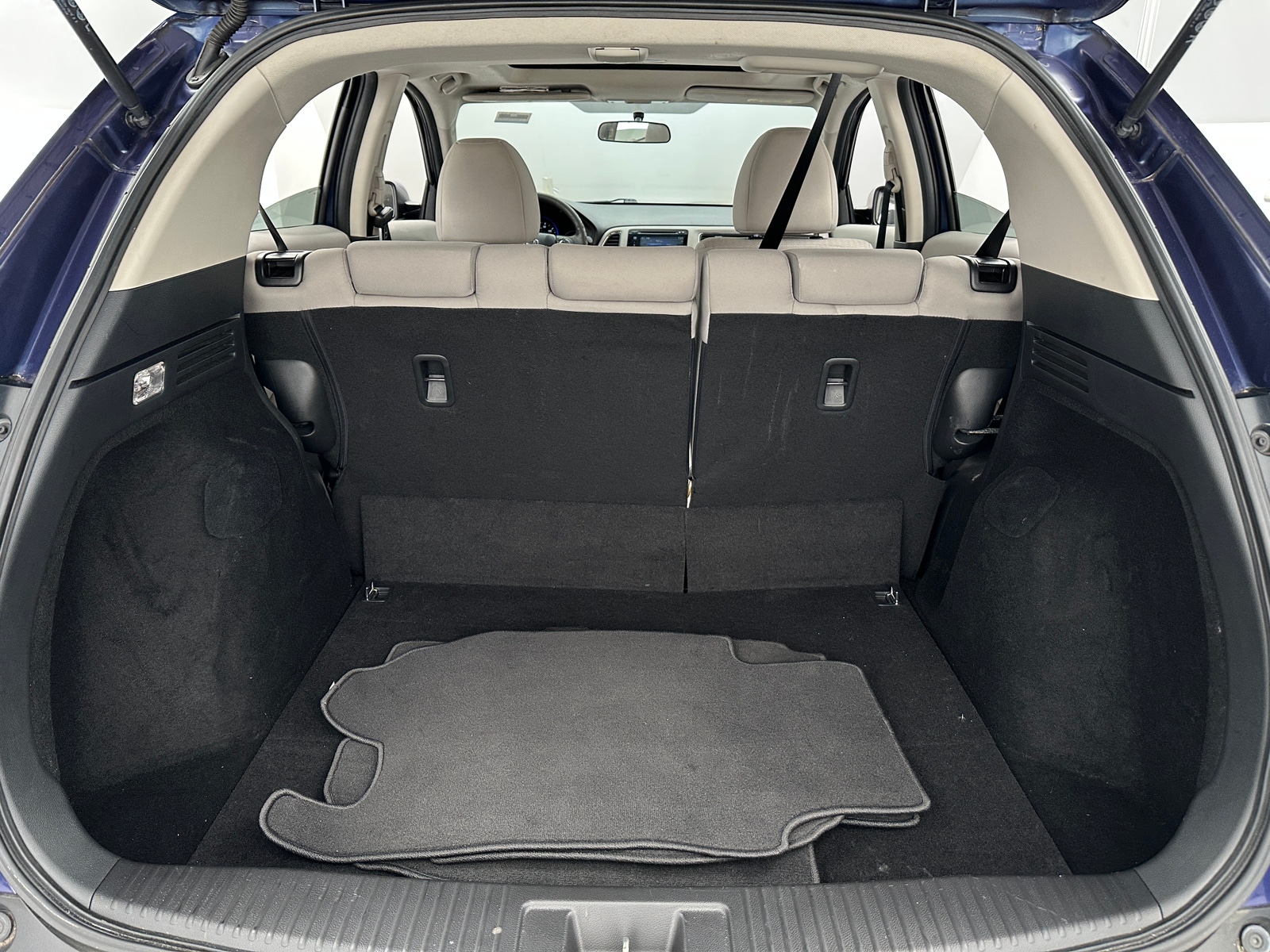 Thumbnail: 2016 Honda HR-V - 7