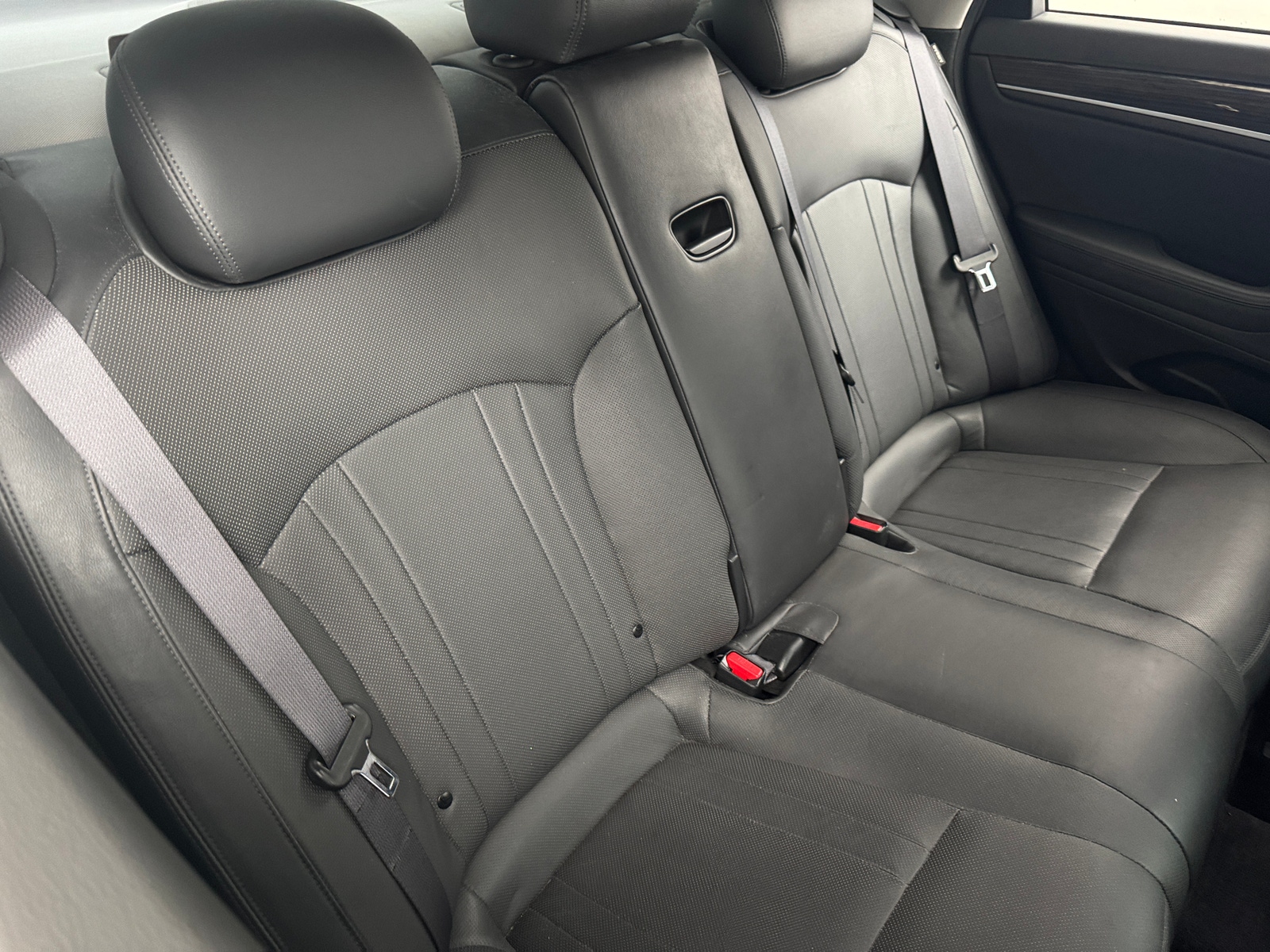 Thumbnail: 2015 Hyundai Genesis - 5