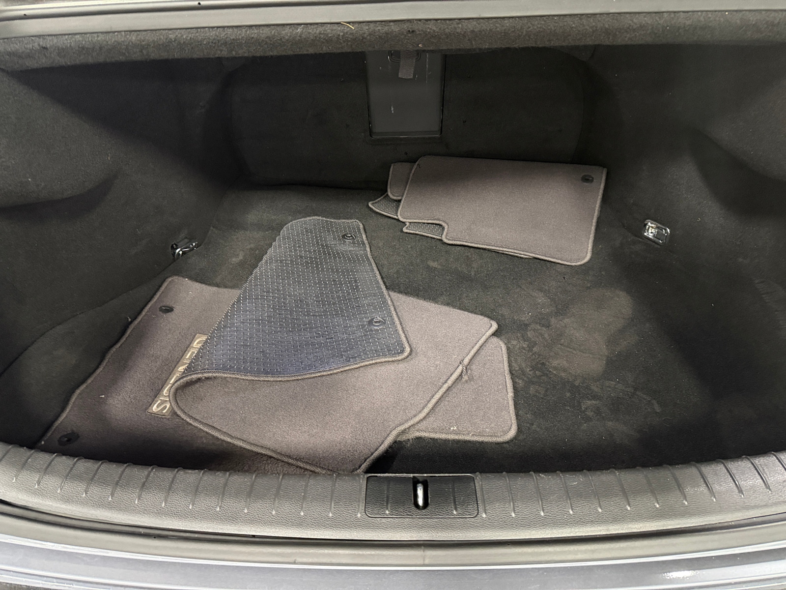 Thumbnail: 2015 Hyundai Genesis - 6