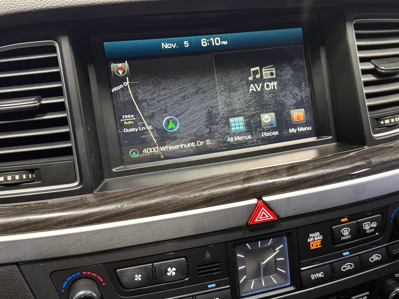 Thumbnail: 2015 Hyundai Genesis - 3