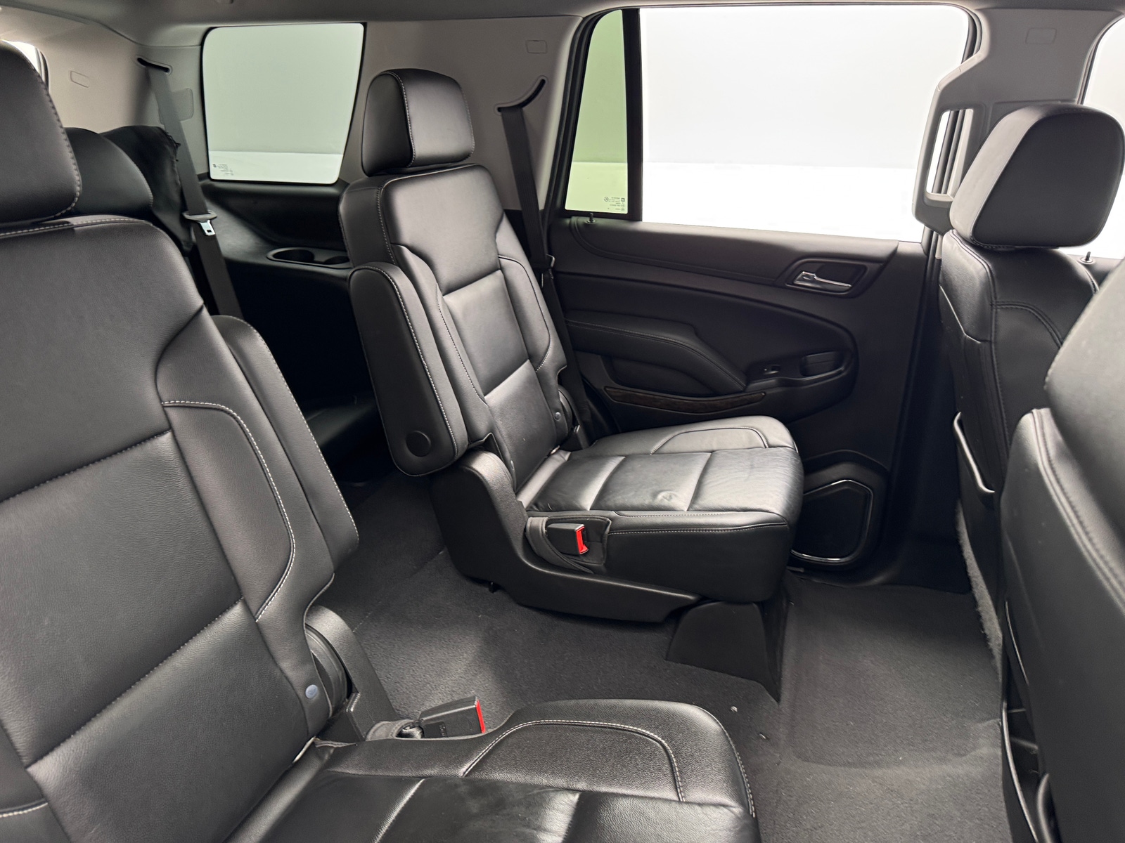 Thumbnail: 2019 Chevrolet Tahoe - 5