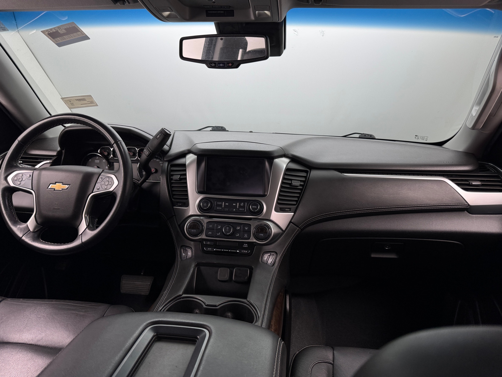 Thumbnail: 2019 Chevrolet Tahoe - 2