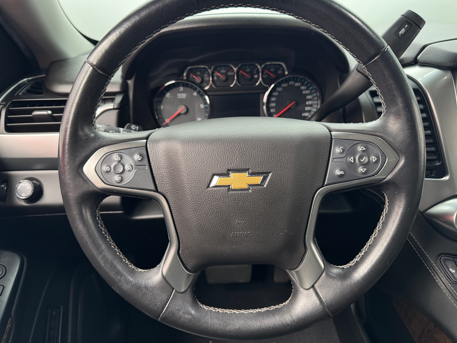 Thumbnail: 2019 Chevrolet Tahoe - 4