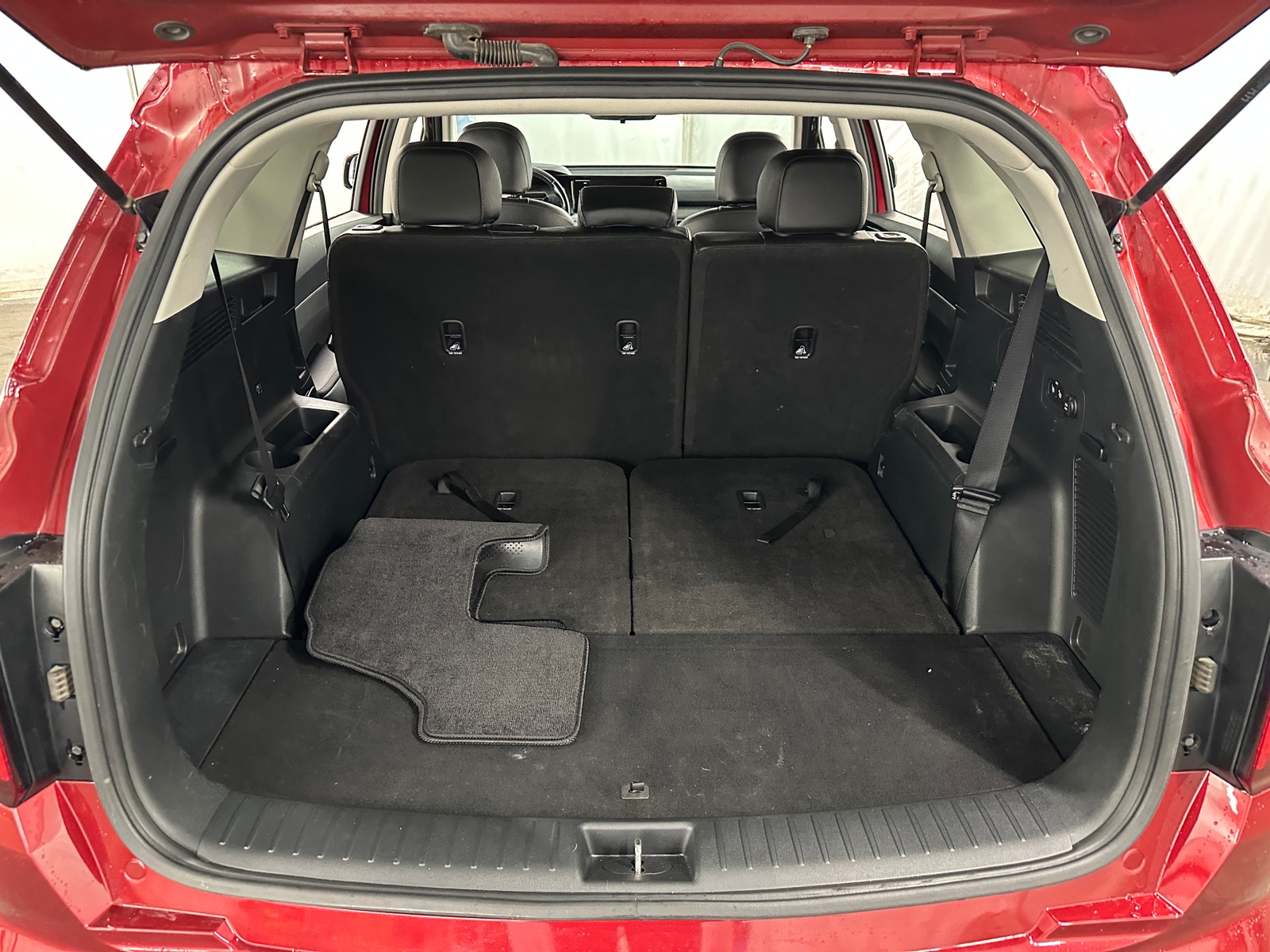 Thumbnail: 2022 Kia Sorento - 6