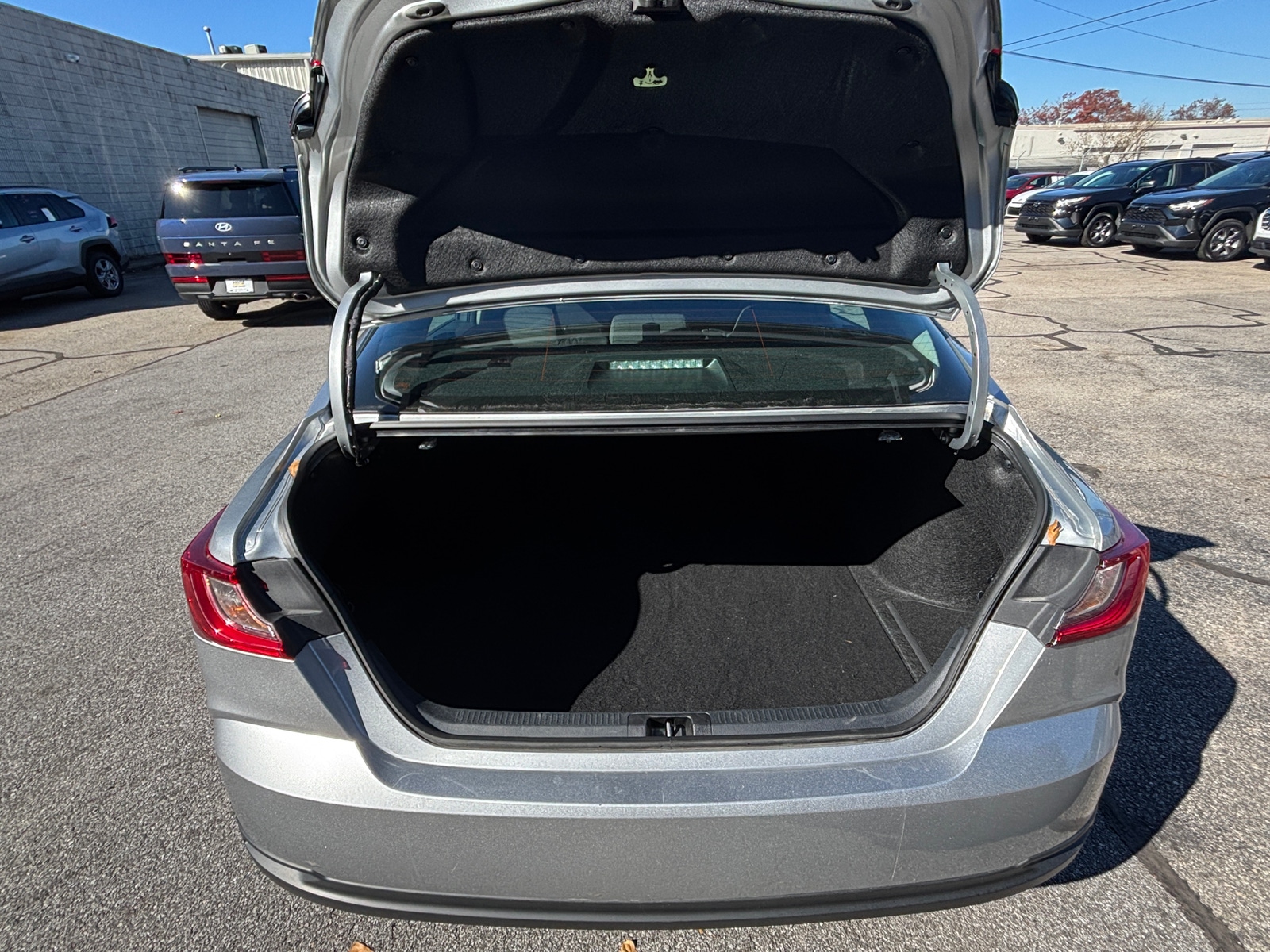 Thumbnail: 2025 Toyota Camry - 6