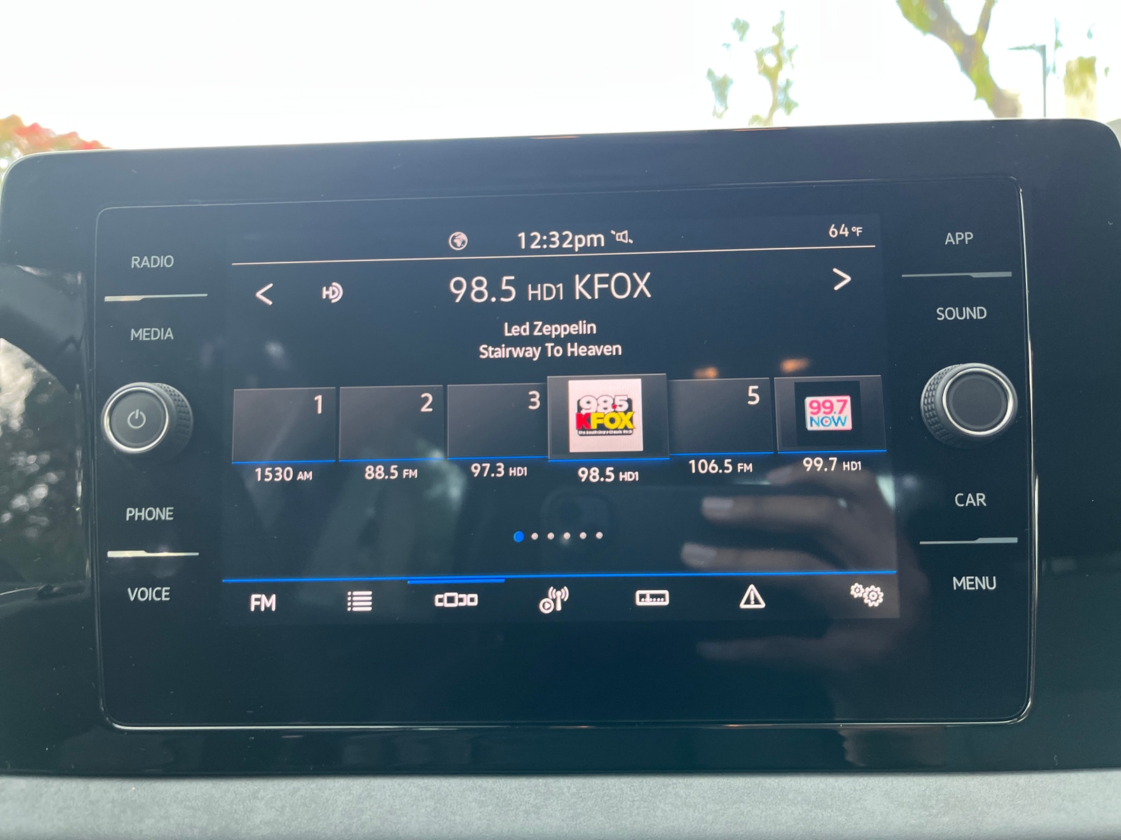 Thumbnail: 2025 Volkswagen Jetta - 4