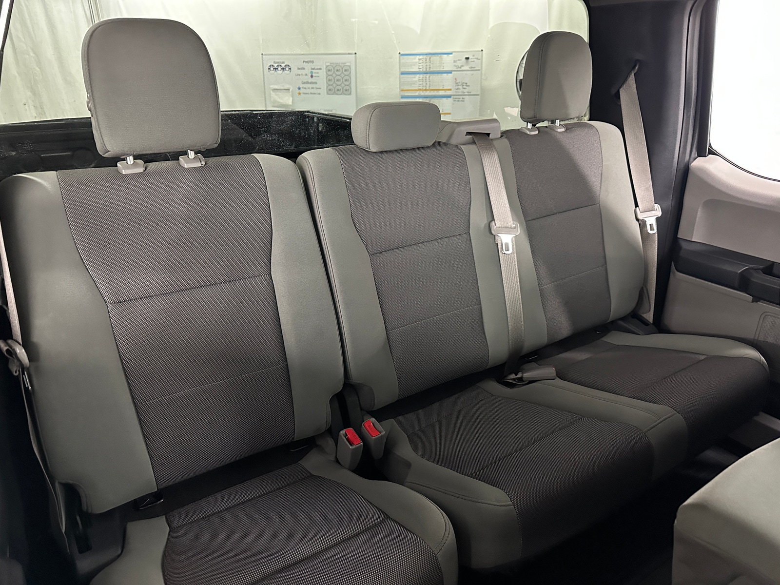 Thumbnail: 2016 Ford Econoline - 6