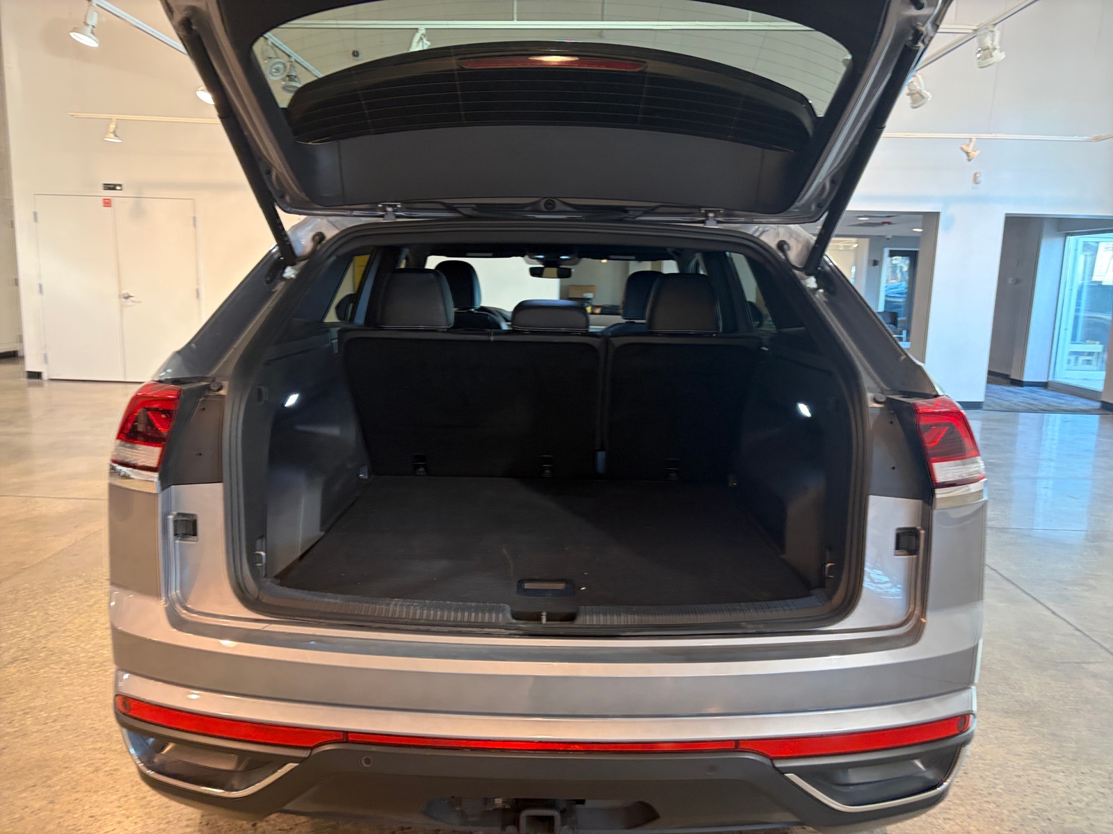 Thumbnail: 2025 Volkswagen Atlas - 5