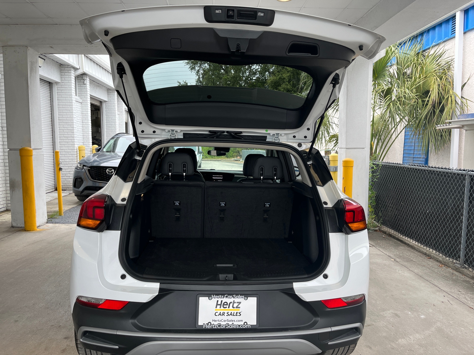 Thumbnail: 2025 Buick Encore GX - 6