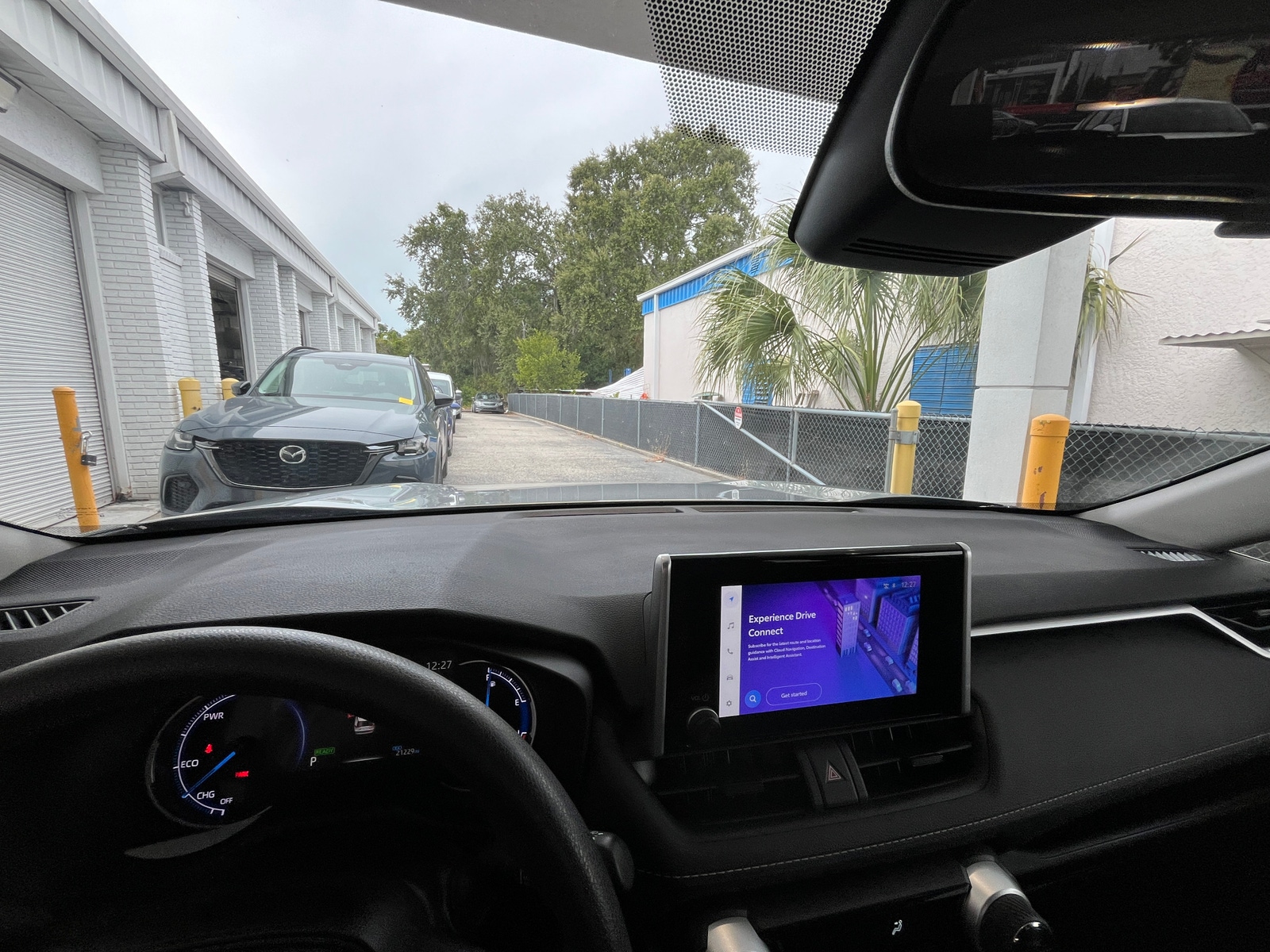 Thumbnail: 2025 Toyota RAV4 - 3