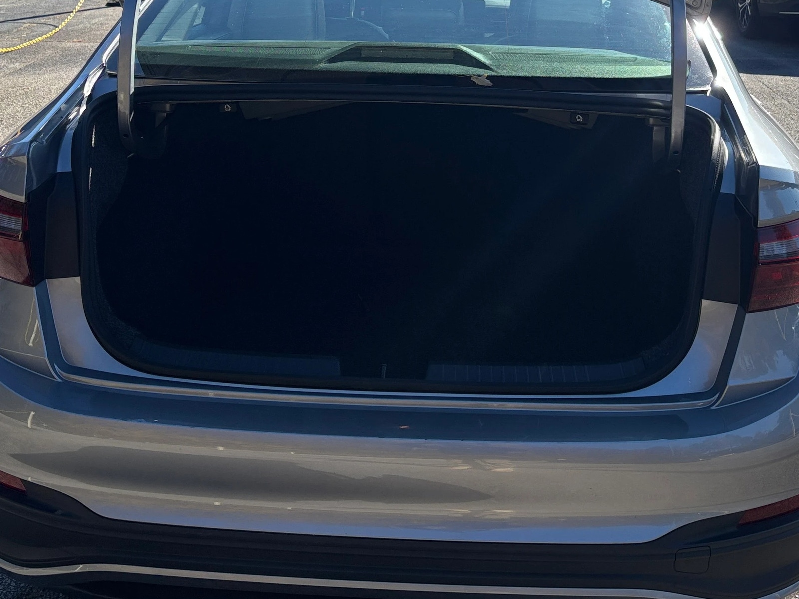 Thumbnail: 2025 Volkswagen Jetta - 6