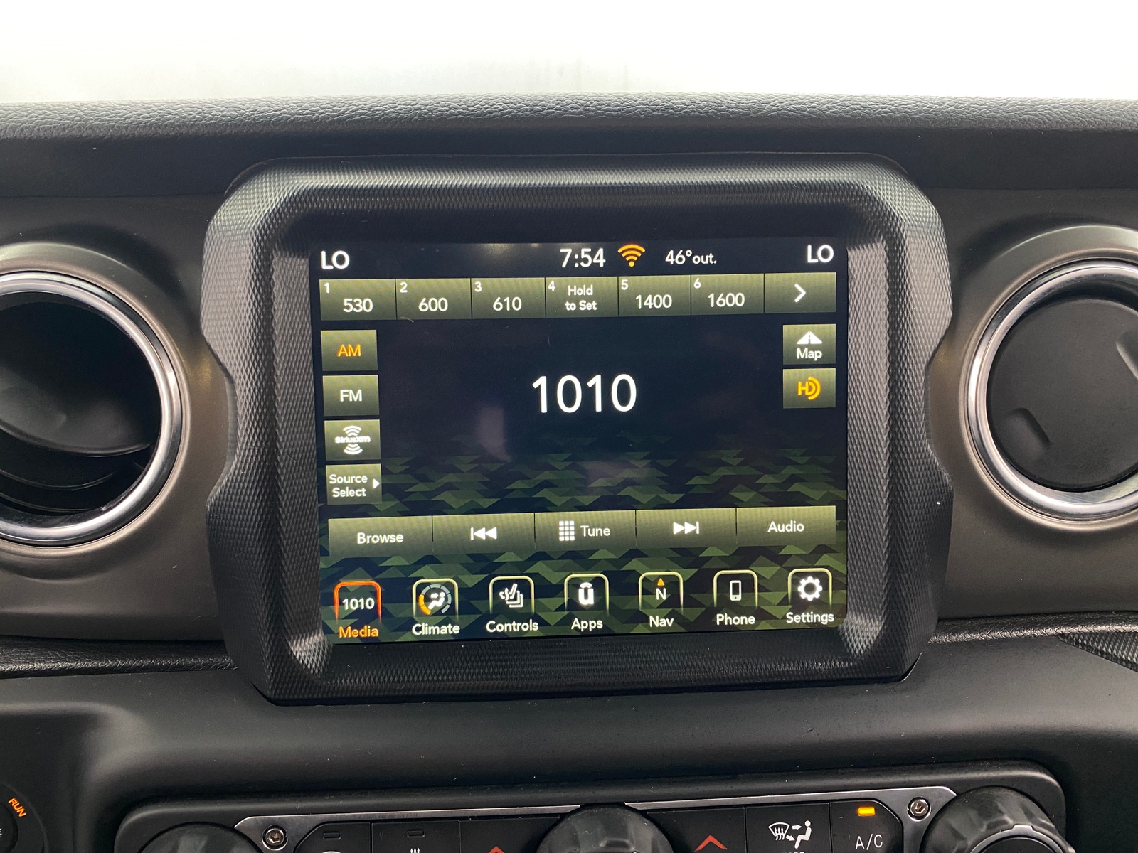 Thumbnail: 2022 Jeep Wrangler - 4