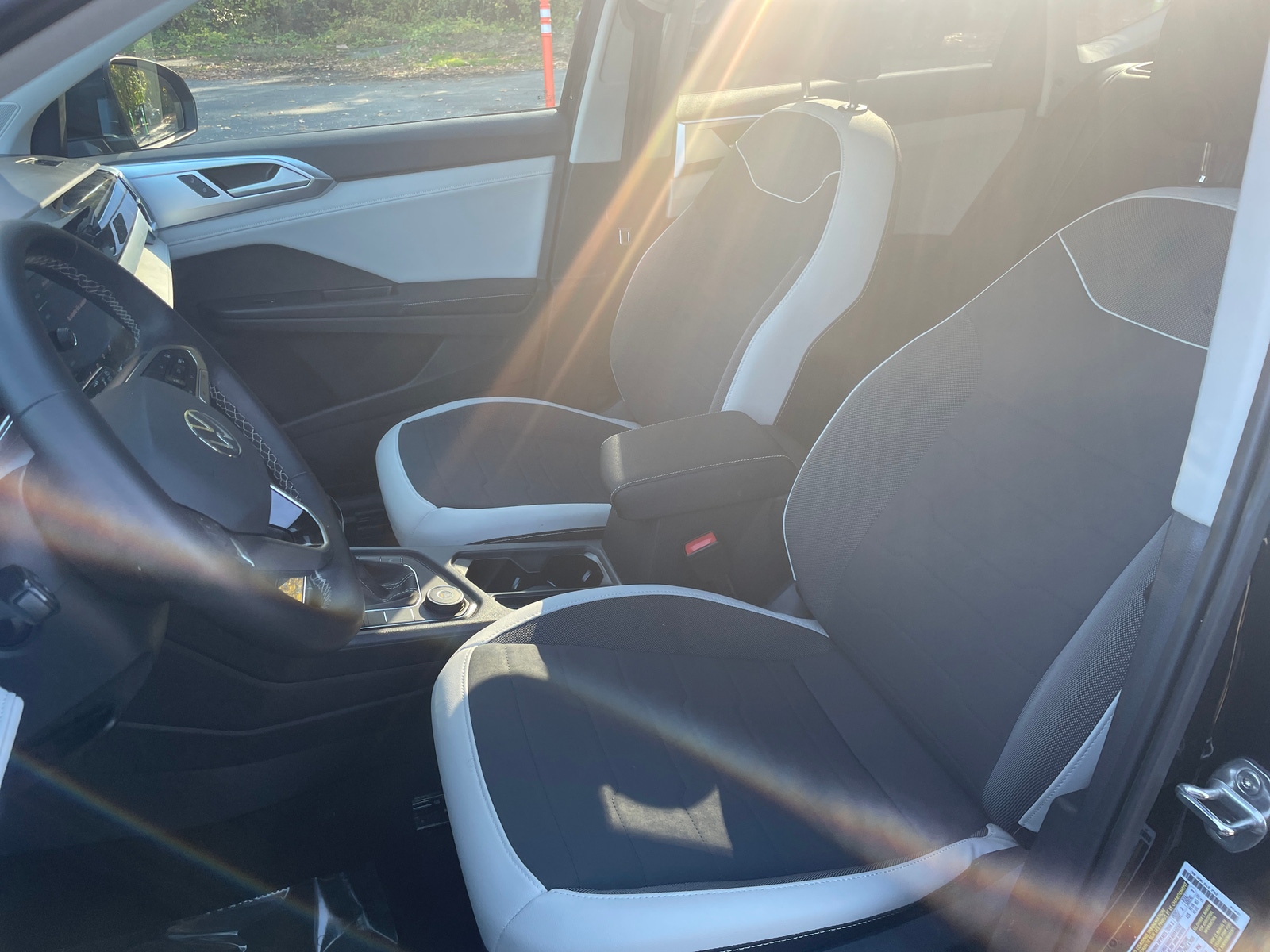 Thumbnail: 2025 Volkswagen Taos - 2