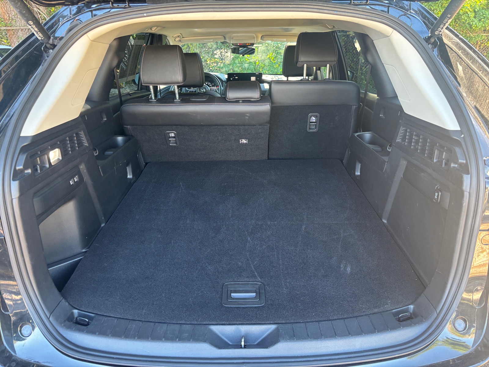 Thumbnail: 2025 Mazda CX-70 - 6