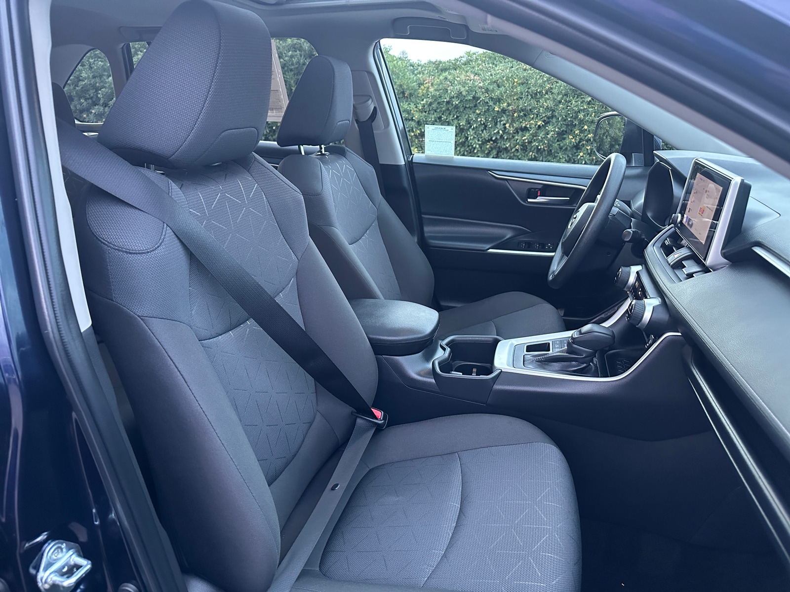 Thumbnail: 2025 Toyota RAV4 - 2