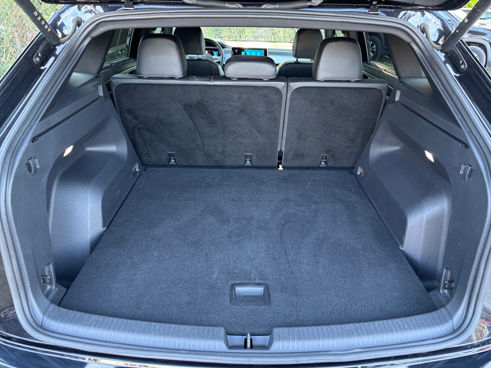 Thumbnail: 2025 Volkswagen Atlas - 6