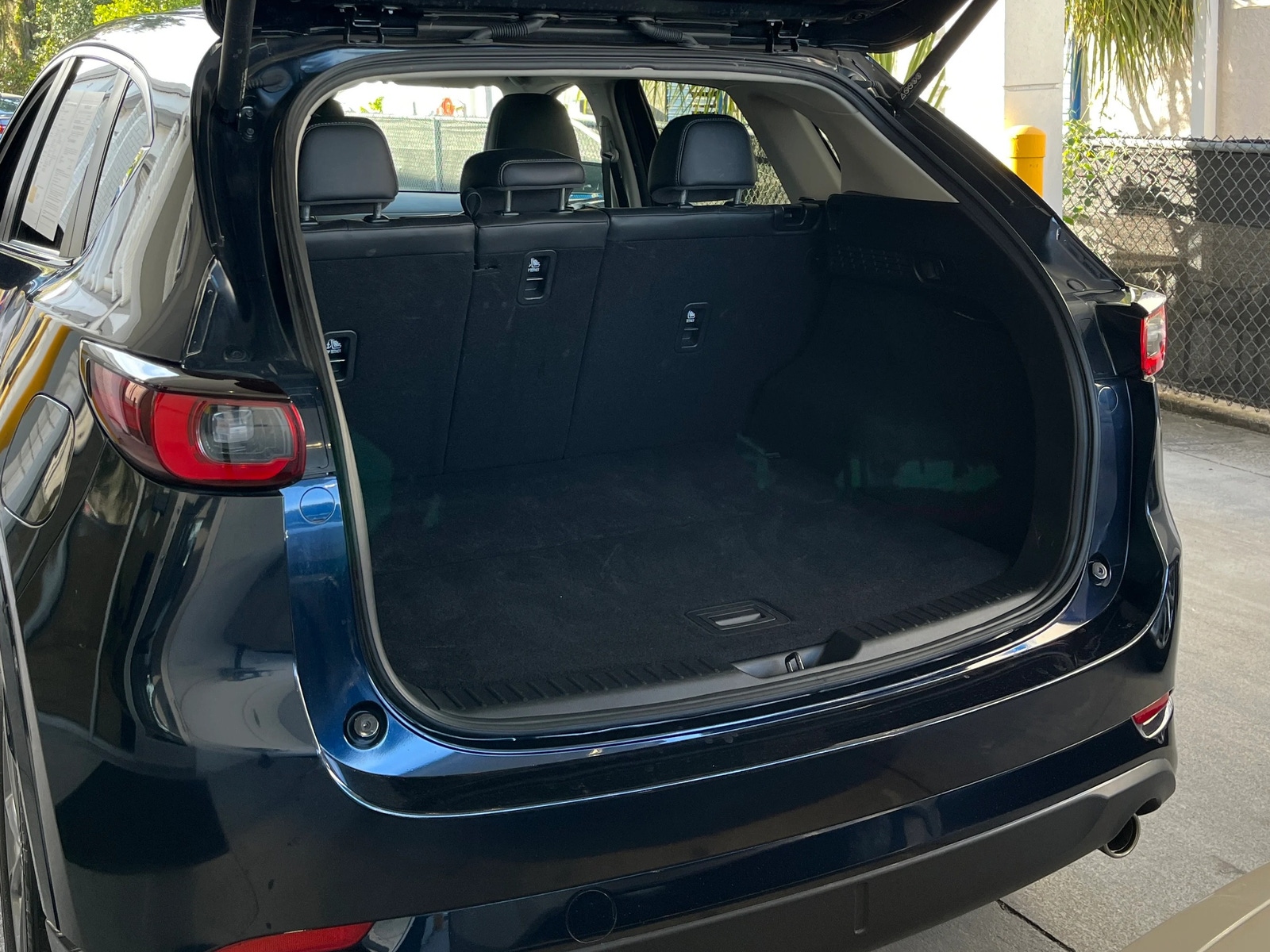 Thumbnail: 2025 Mazda CX-5 - 6