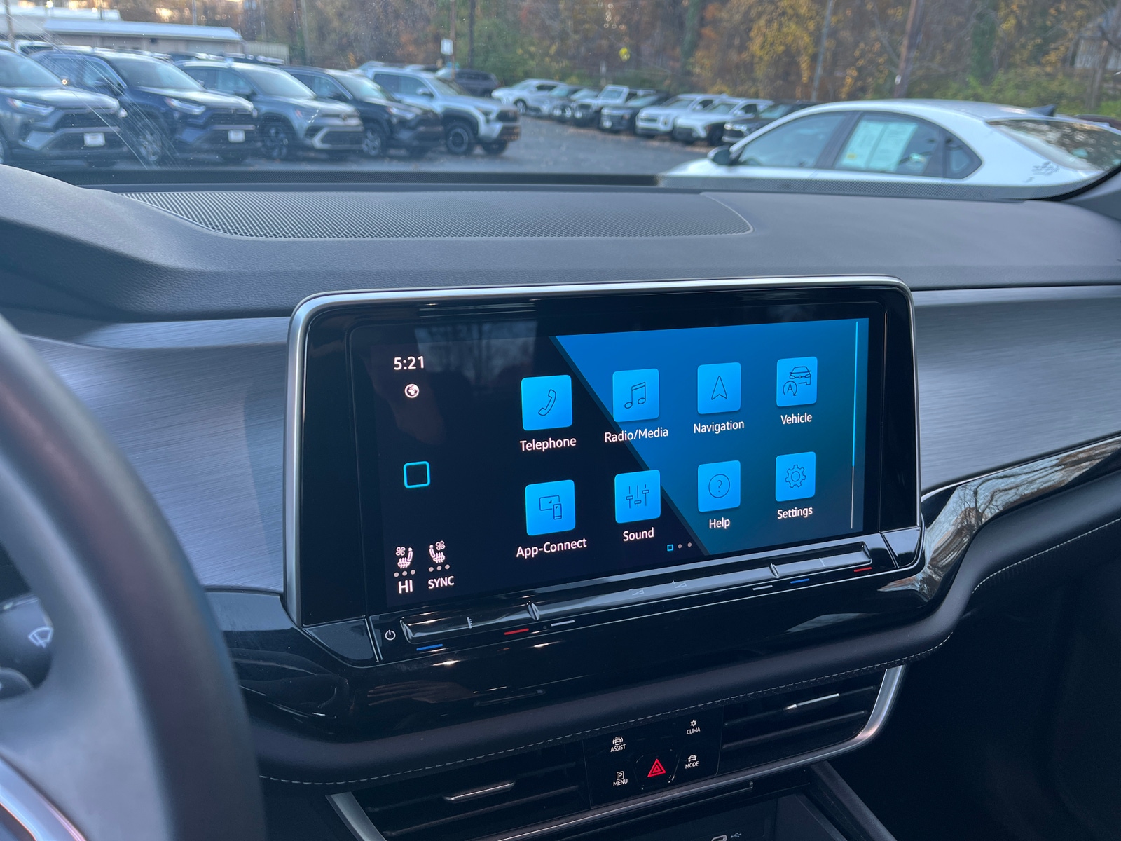 Thumbnail: 2025 Volkswagen Atlas - 4