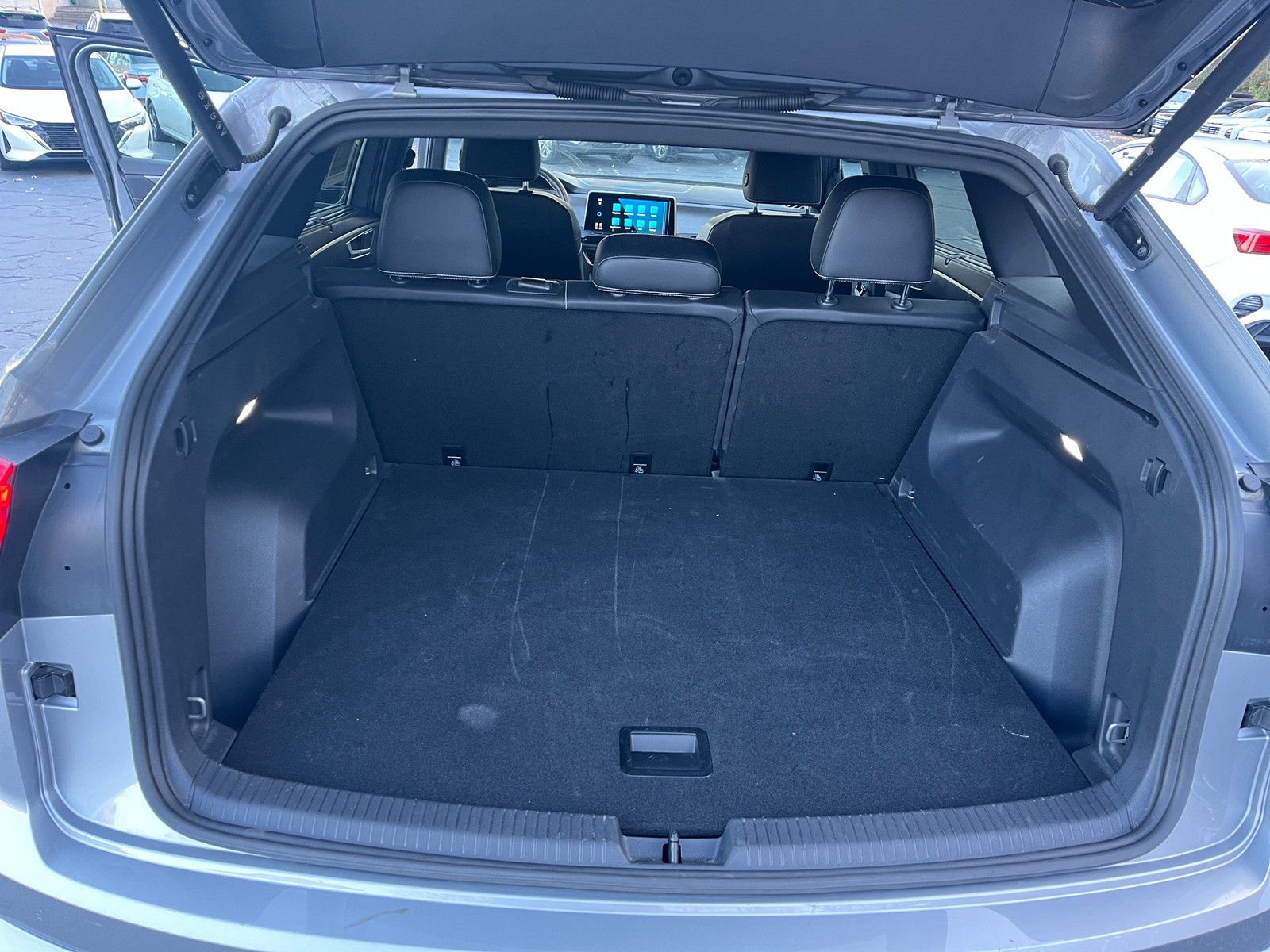 Thumbnail: 2025 Volkswagen Atlas - 5