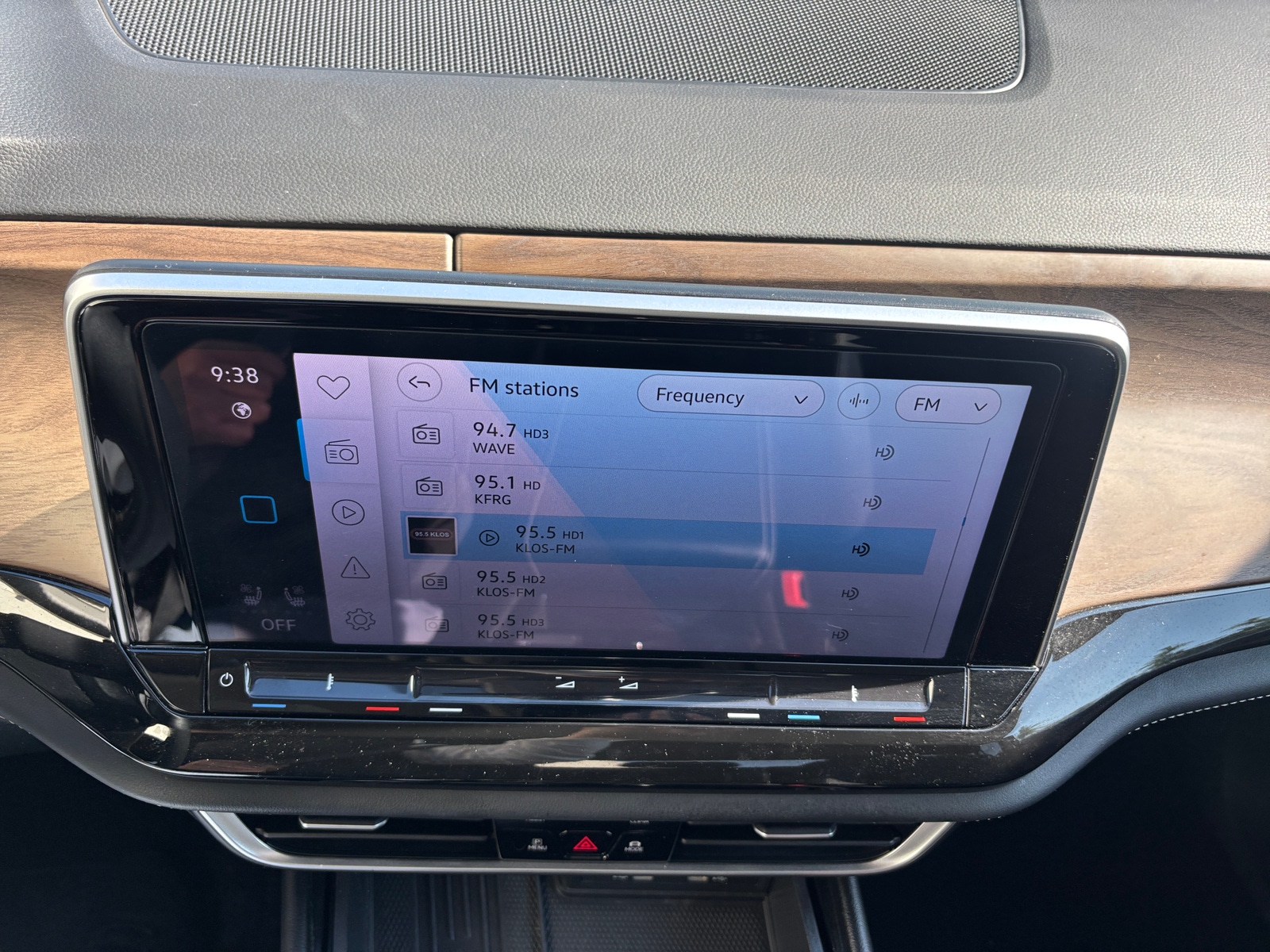 Thumbnail: 2025 Volkswagen Atlas - 4