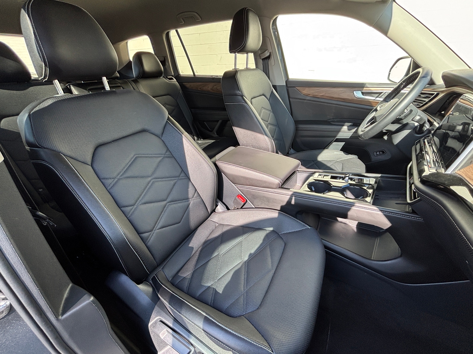 Thumbnail: 2025 Volkswagen Atlas - 2