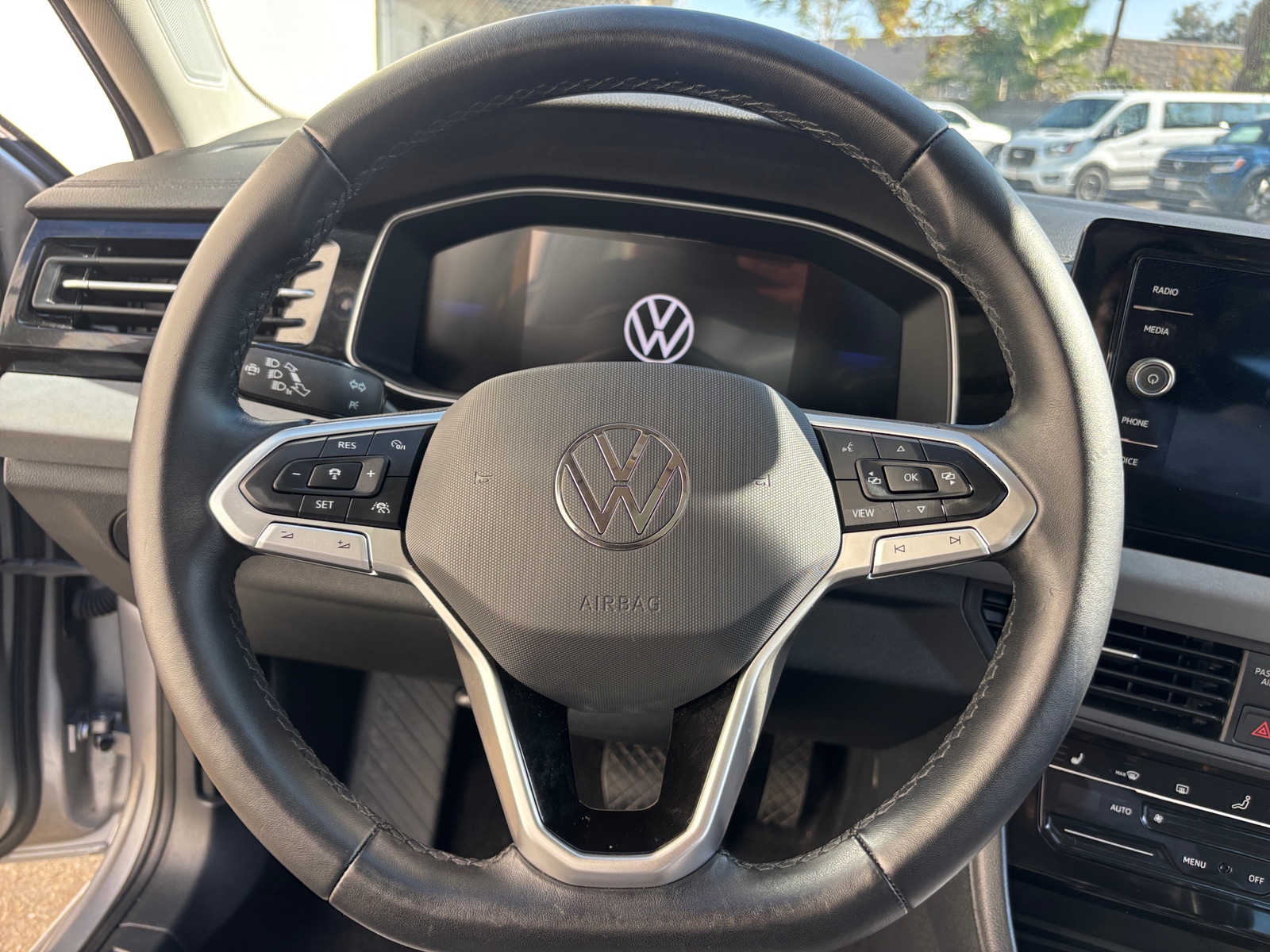 Thumbnail: 2025 Volkswagen Jetta - 5