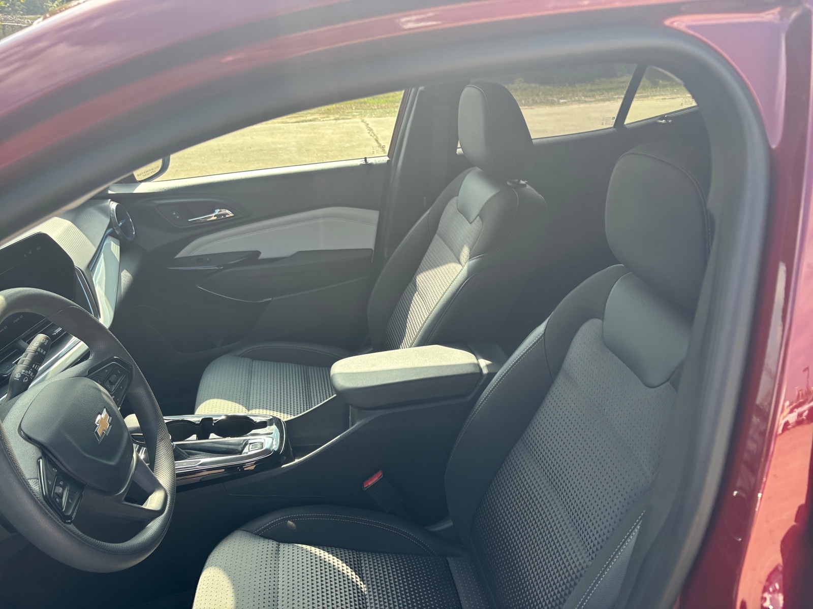 Thumbnail: 2025 Chevrolet Trax - 2