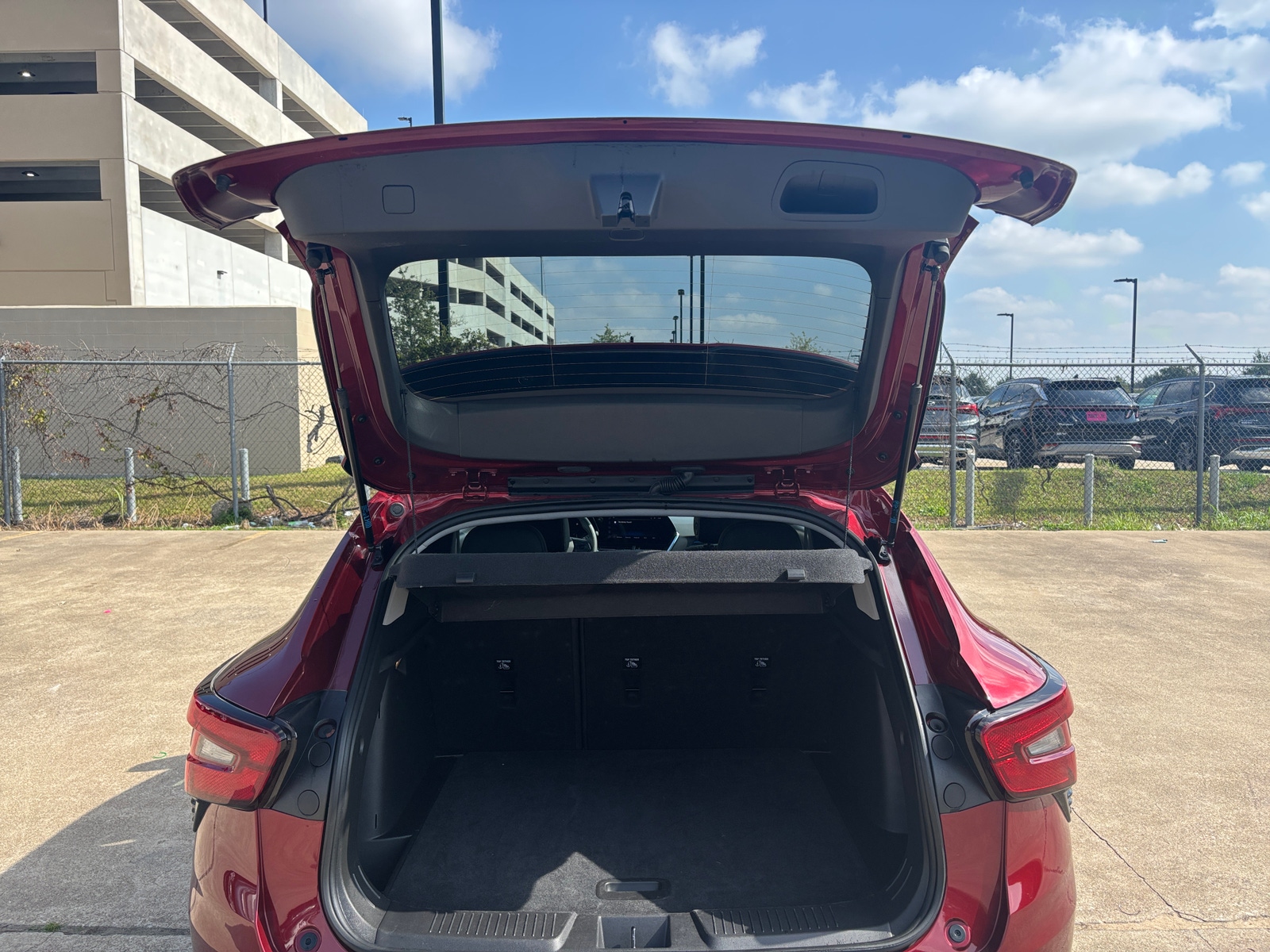 Thumbnail: 2025 Chevrolet Trax - 6