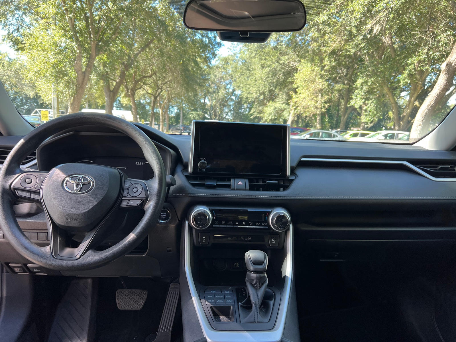 Thumbnail: 2025 Toyota RAV4 - 3