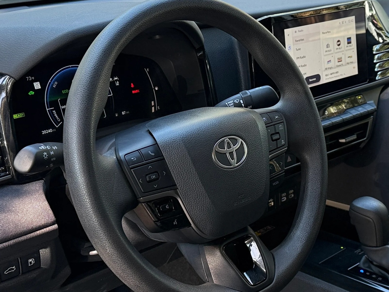 Thumbnail: 2025 Toyota Camry - 4