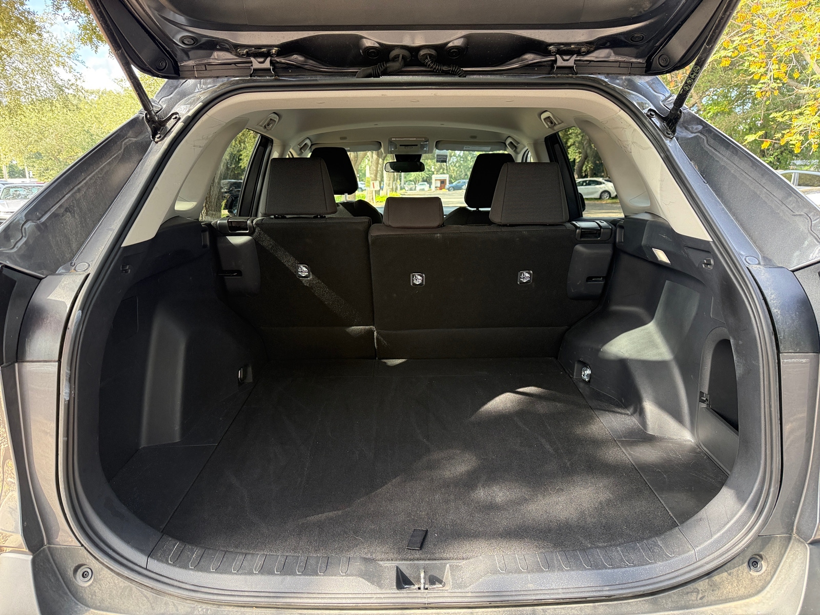 Thumbnail: 2025 Toyota RAV4 - 4