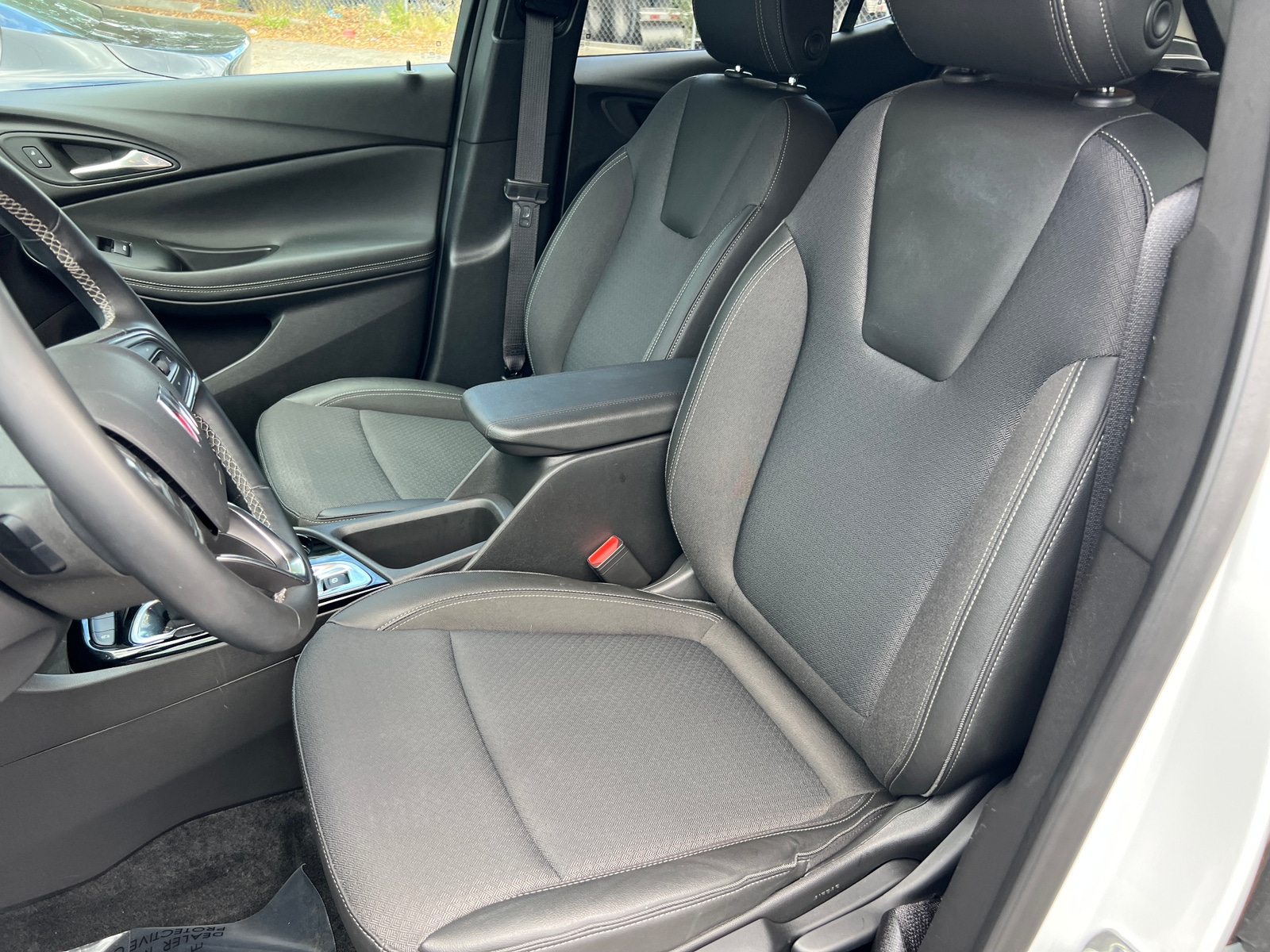 Thumbnail: 2025 Buick Encore GX - 2