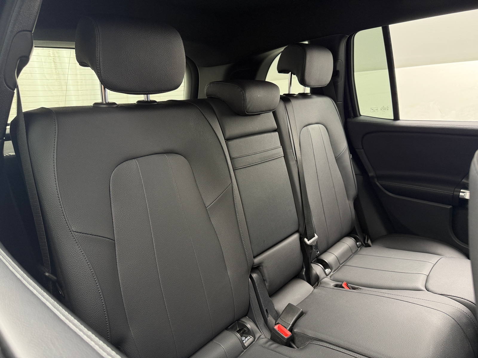 Thumbnail: 2025 Mercedes-Benz GLB - 5