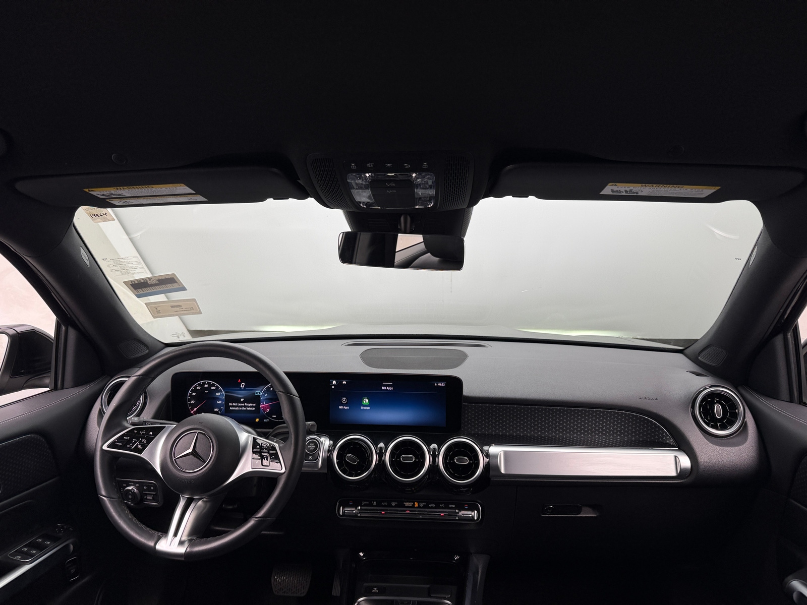 Thumbnail: 2025 Mercedes-Benz GLB - 2