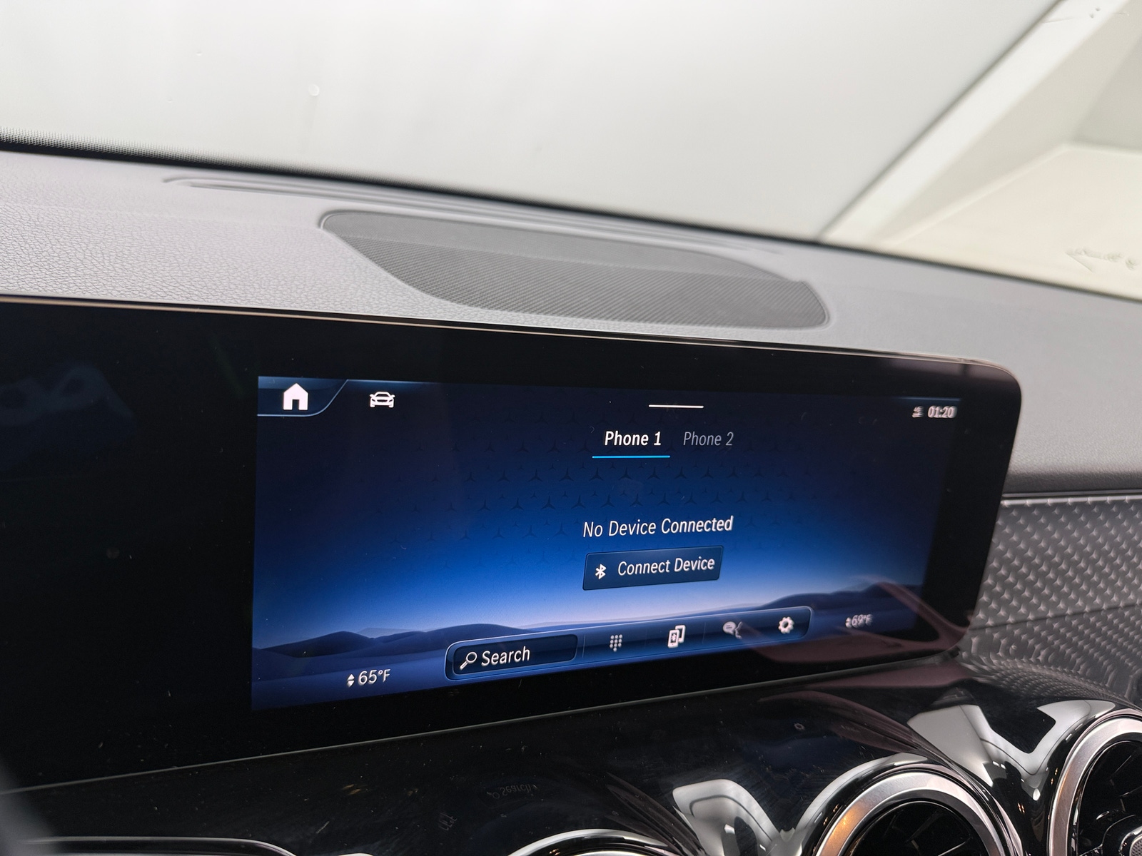 Thumbnail: 2025 Mercedes-Benz GLB - 3