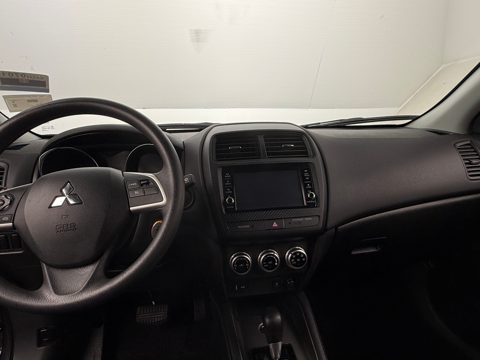 Thumbnail: 2025 Mitsubishi Outlander Sport - 3