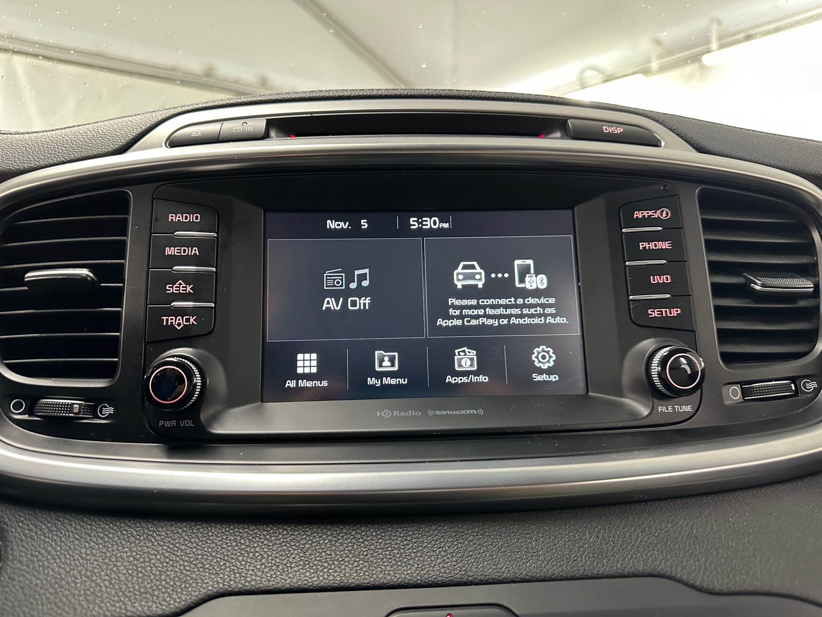 Thumbnail: 2017 Kia Sorento - 3