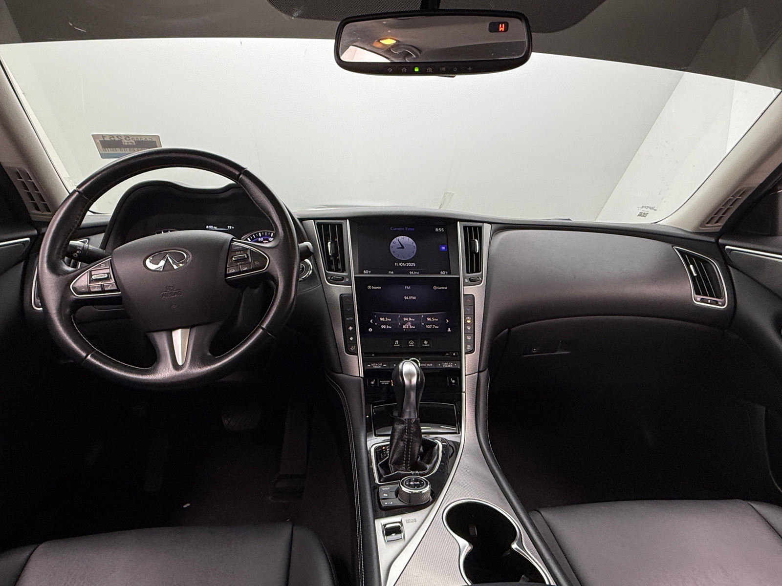 Thumbnail: 2015 INFINITI Q50 - 2