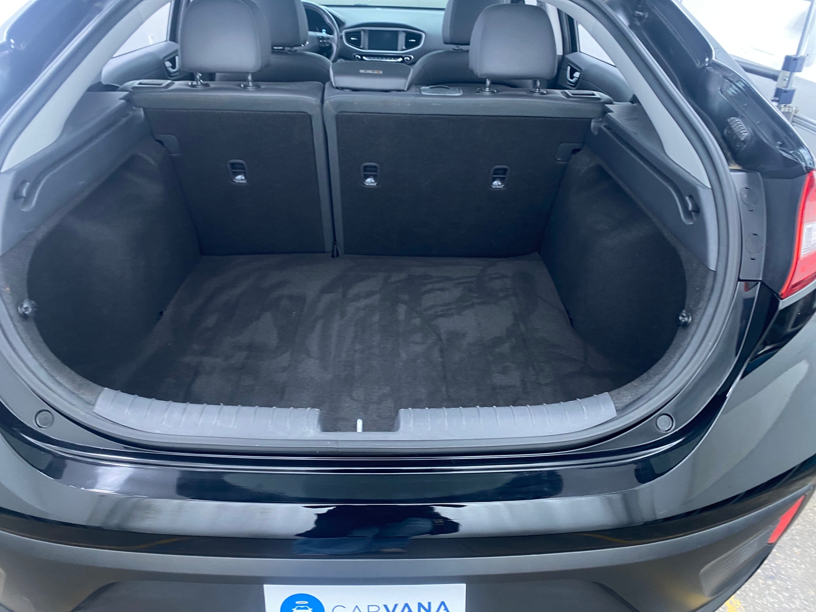 Thumbnail: 2017 Hyundai Ioniq - 6